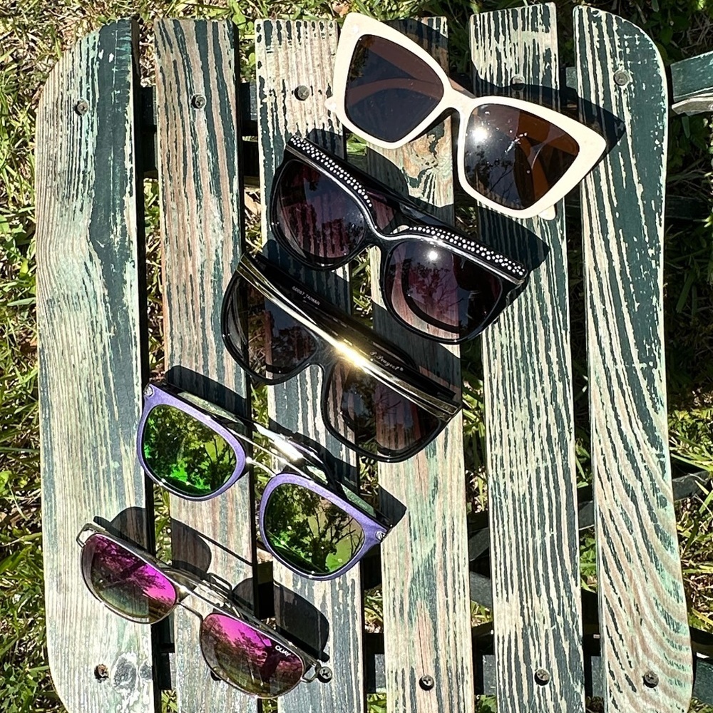 Lot of 5 Sunglasses🕶️😎